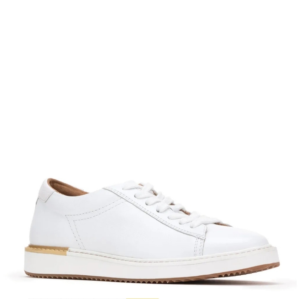 Hush Puppies White and Tan Sneakers